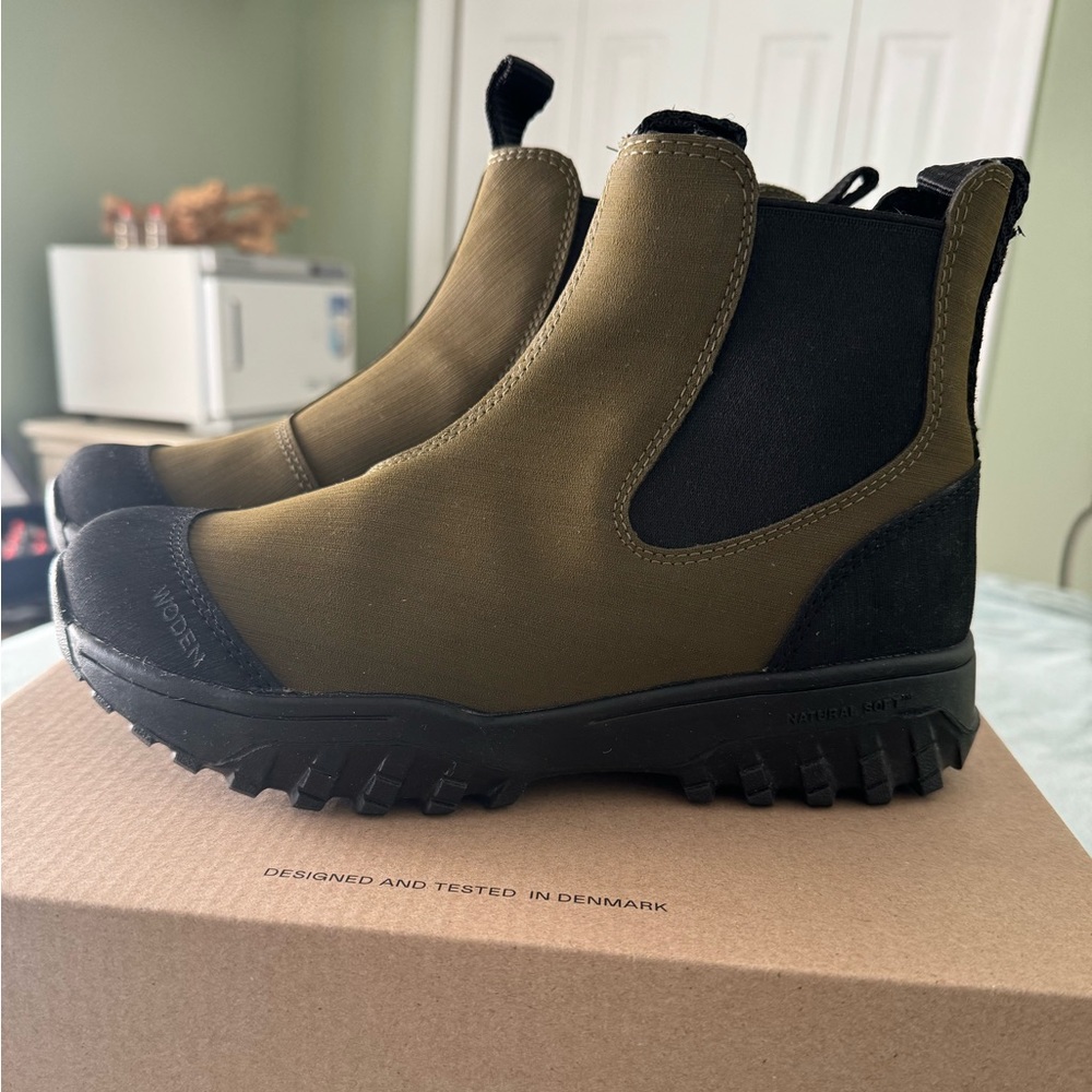 Waterproof Sundance Catalog Boots Gem